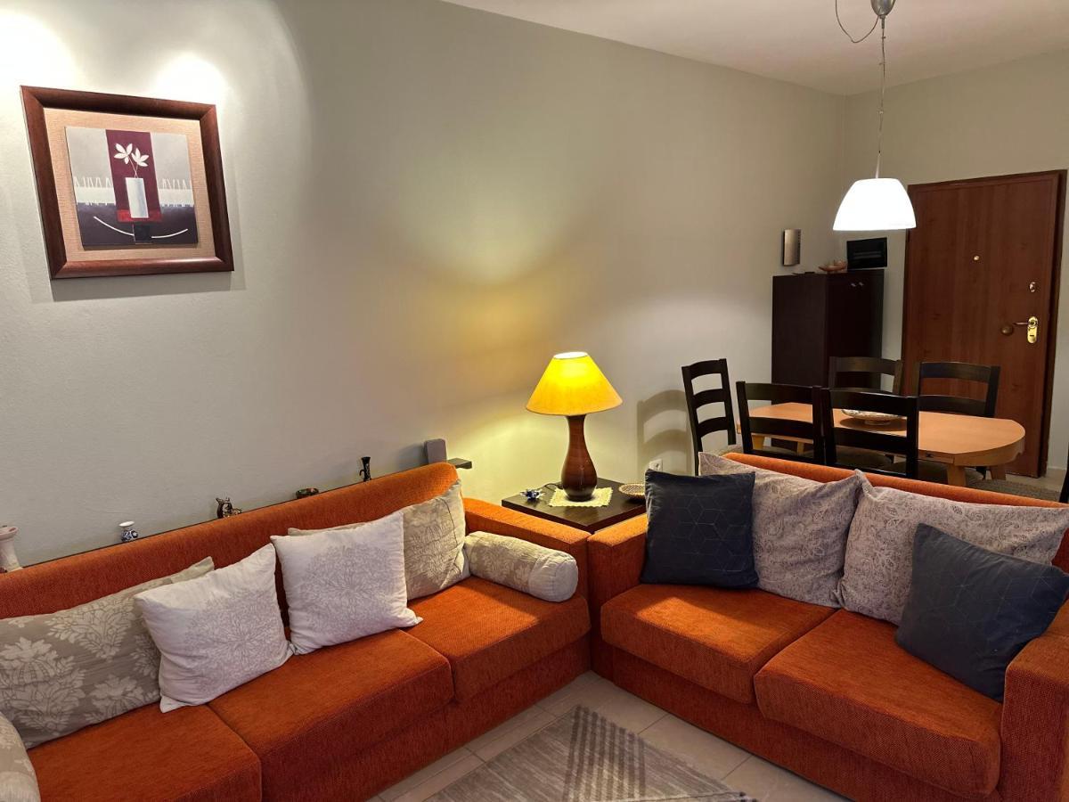 Casa Mia - Hidden Gem Near The New Boulevard Apartment Tiranë Ngoại thất bức ảnh